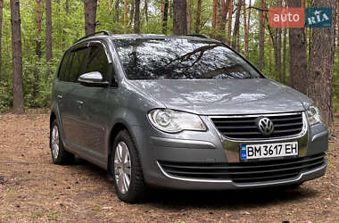 Минивэн Volkswagen Touran 2009 в Лебедине