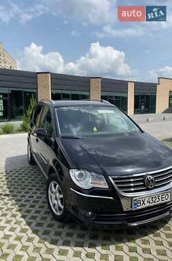 Мінівен Volkswagen Touran 2007 в Хмельницькому