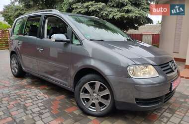 Минивэн Volkswagen Touran 2006 в 