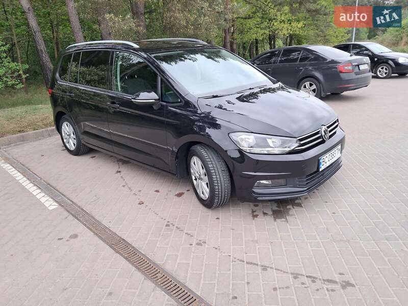 Мікровен Volkswagen Touran 2020 в Львові