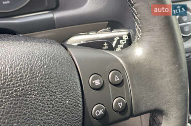 Мінівен Volkswagen Touran 2009 в 