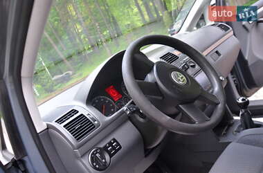 Мінівен Volkswagen Touran 2007 в 