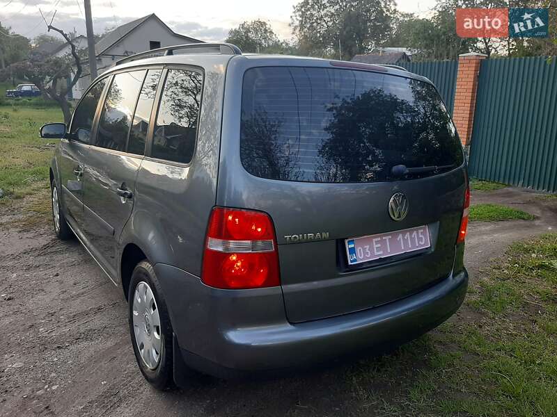 Минивэн Volkswagen Touran 2004 в Полтаве