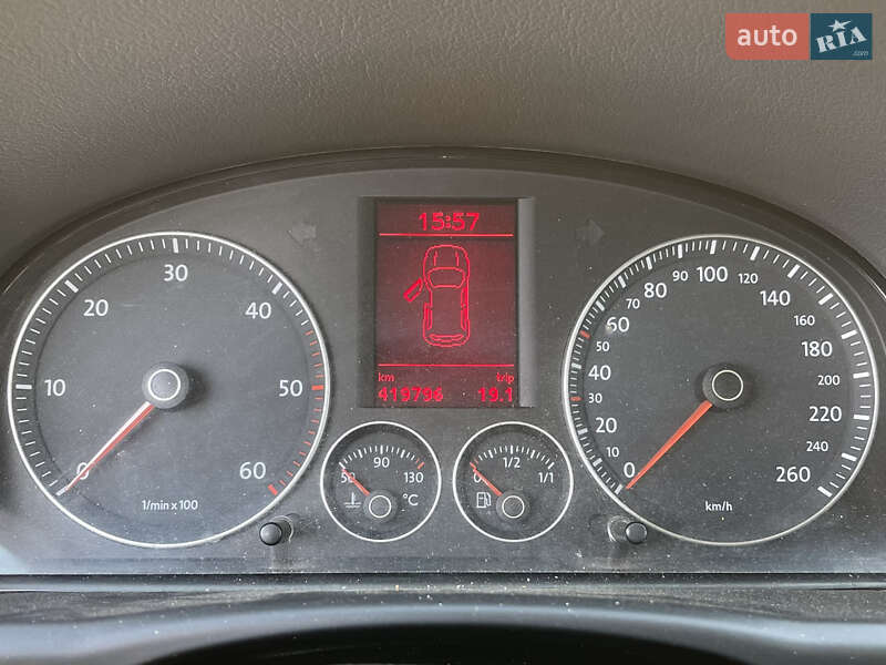 Минивэн Volkswagen Touran 2006 в Харькове фото 10 Минивэн Volkswagen Touran 2006 в Харькове