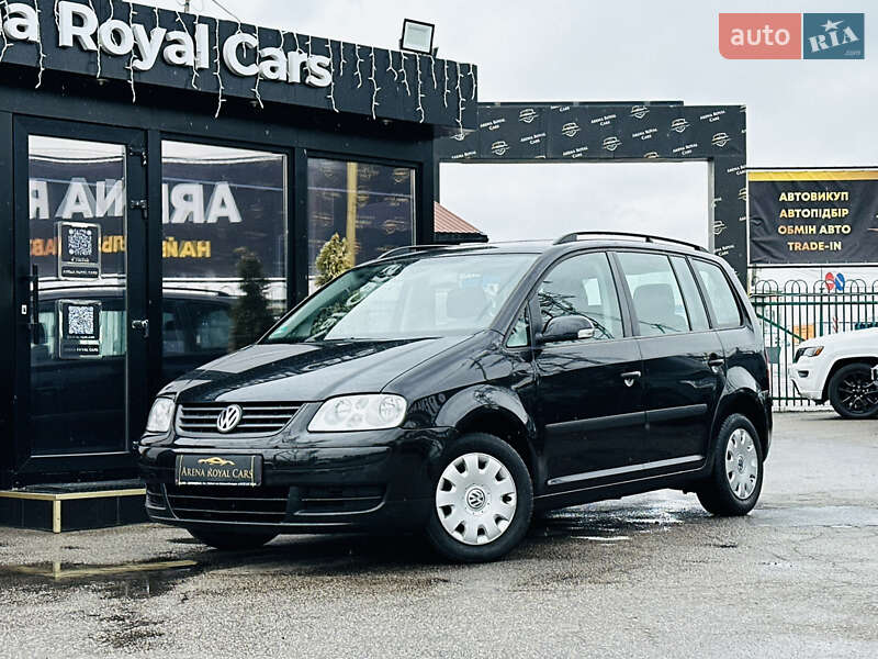 Минивэн Volkswagen Touran 2004 в 