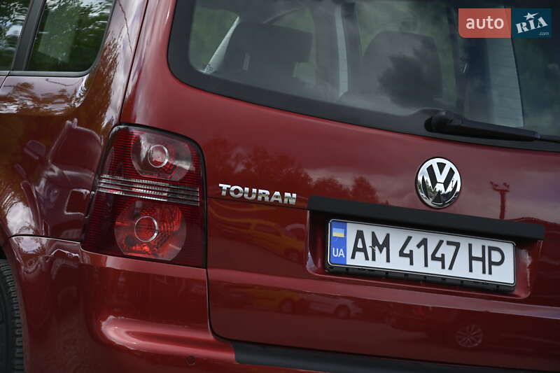 Мінівен Volkswagen Touran 2007 в Бердичеві