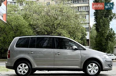 Мінівен Volkswagen Touran 2008 в 