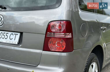 Мінівен Volkswagen Touran 2008 в 