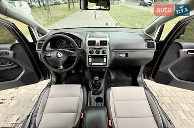 Мінівен Volkswagen Touran 2008 в 