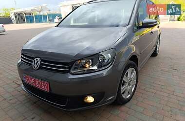 Мінівен Volkswagen Touran 2011 в 