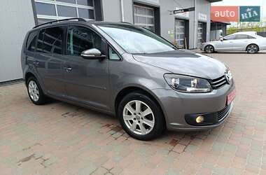 Мінівен Volkswagen Touran 2011 в 
