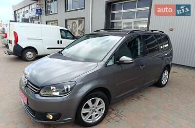 Мінівен Volkswagen Touran 2011 в 