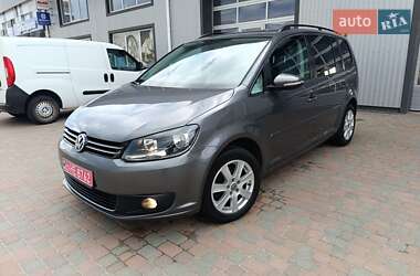 Мінівен Volkswagen Touran 2011 в 