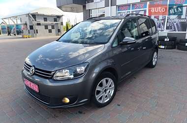 Мінівен Volkswagen Touran 2011 в 