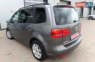 Мінівен Volkswagen Touran 2011 в 