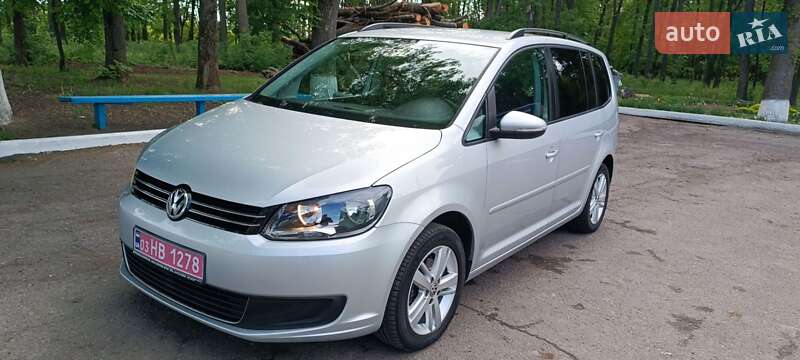 Volkswagen Touran