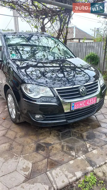 Volkswagen Touran