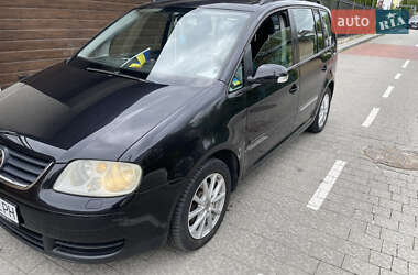 Мінівен Volkswagen Touran 2003 в 