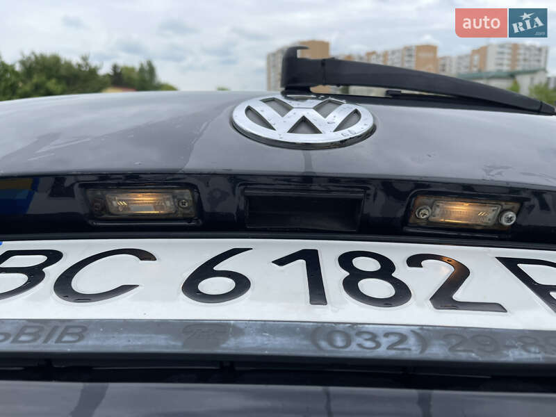 Мінівен Volkswagen Touran 2003 в Львові