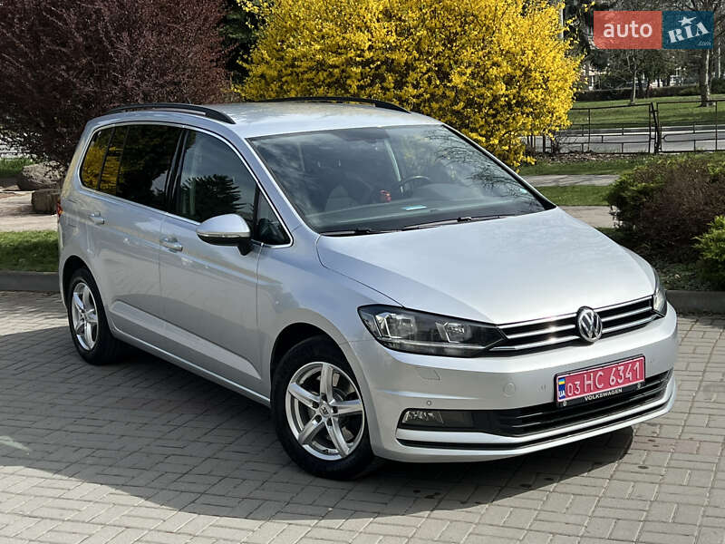 Микровэн Volkswagen Touran 2020 в 