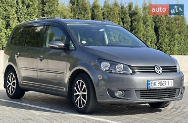 Мінівен Volkswagen Touran 2015 в Рівному