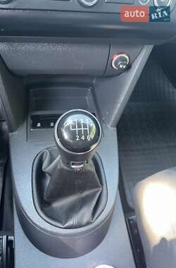 Мінівен Volkswagen Touran 2015 в 