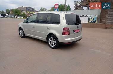 Мінівен Volkswagen Touran 2008 в 