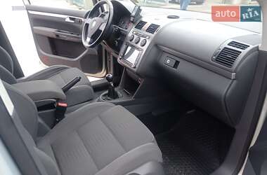 Мінівен Volkswagen Touran 2008 в 
