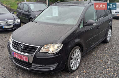 Мінівен Volkswagen Touran 2009 в Рівному