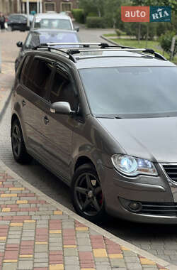 Минивэн Volkswagen Touran 2008 в 