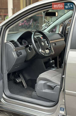 Минивэн Volkswagen Touran 2008 в 