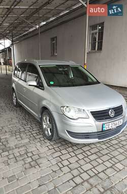 Минивэн Volkswagen Touran 2008 в 