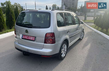 Мінівен Volkswagen Touran 2008 в 