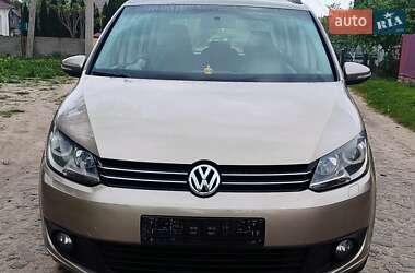 Минивэн Volkswagen Touran 2011 в Старой Выжевке