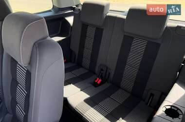 Минивэн Volkswagen Touran 2008 в 