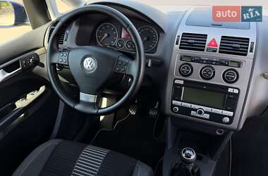 Минивэн Volkswagen Touran 2008 в 