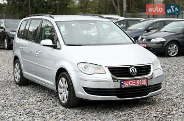 Минивэн Volkswagen Touran 2008 в 