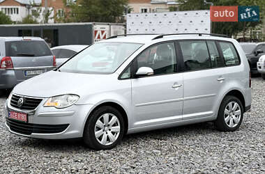 Минивэн Volkswagen Touran 2008 в Виннице