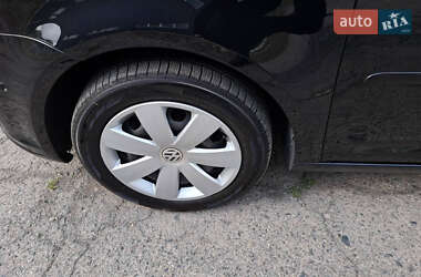 Минивэн Volkswagen Touran 2013 в 