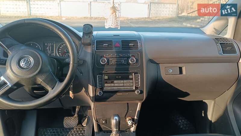 Минивэн Volkswagen Touran 2011 в Львове фото 15 Минивэн Volkswagen Touran 2011 в Львове