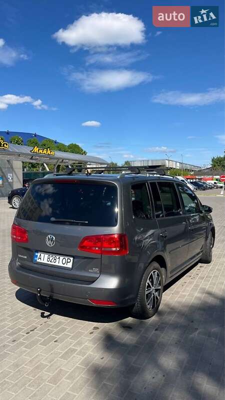 Минивэн Volkswagen Touran 2011 в Белой Церкви