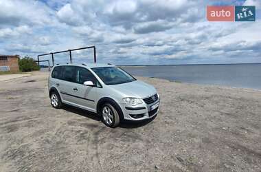Минивэн Volkswagen Touran 2007 в 