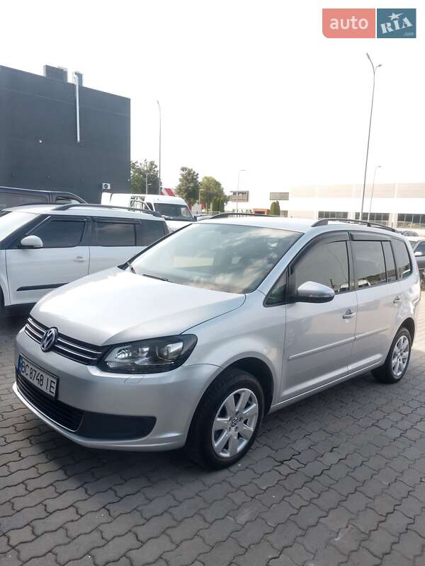 Мінівен Volkswagen Touran 2011 в Львові