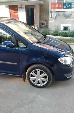 Минивэн Volkswagen Touran 2007 в 