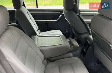 Минивэн Volkswagen Touran 2005 в 