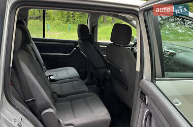 Минивэн Volkswagen Touran 2005 в 
