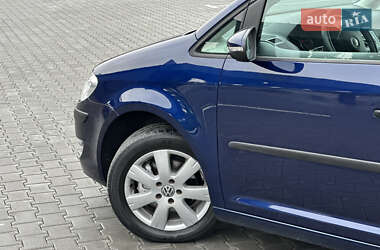 Минивэн Volkswagen Touran 2009 в 