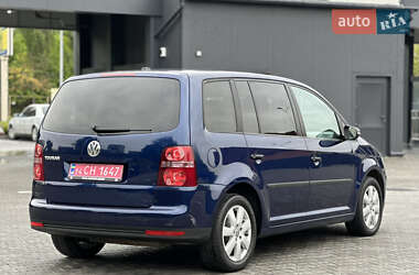 Минивэн Volkswagen Touran 2009 в 