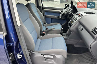 Минивэн Volkswagen Touran 2009 в 