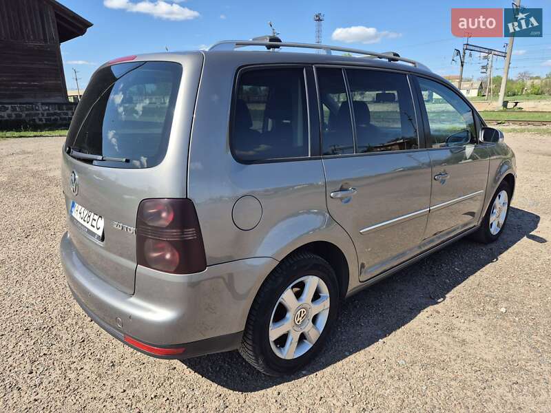 Минивэн Volkswagen Touran 2007 в Бердичеве